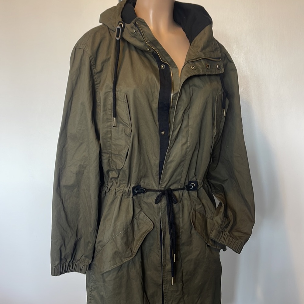 FOREVER 21 green olive color Hoodie LONG JACKET size S” buttons & zipper closure